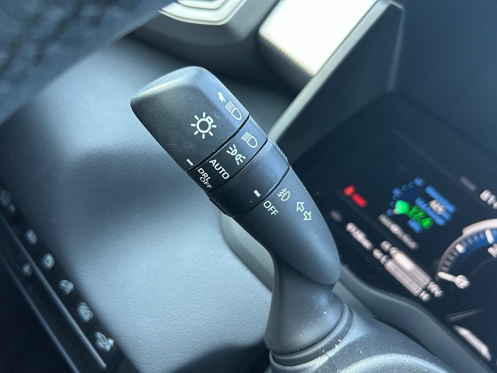 Thumbnail: 2024 Toyota Tundra - 28