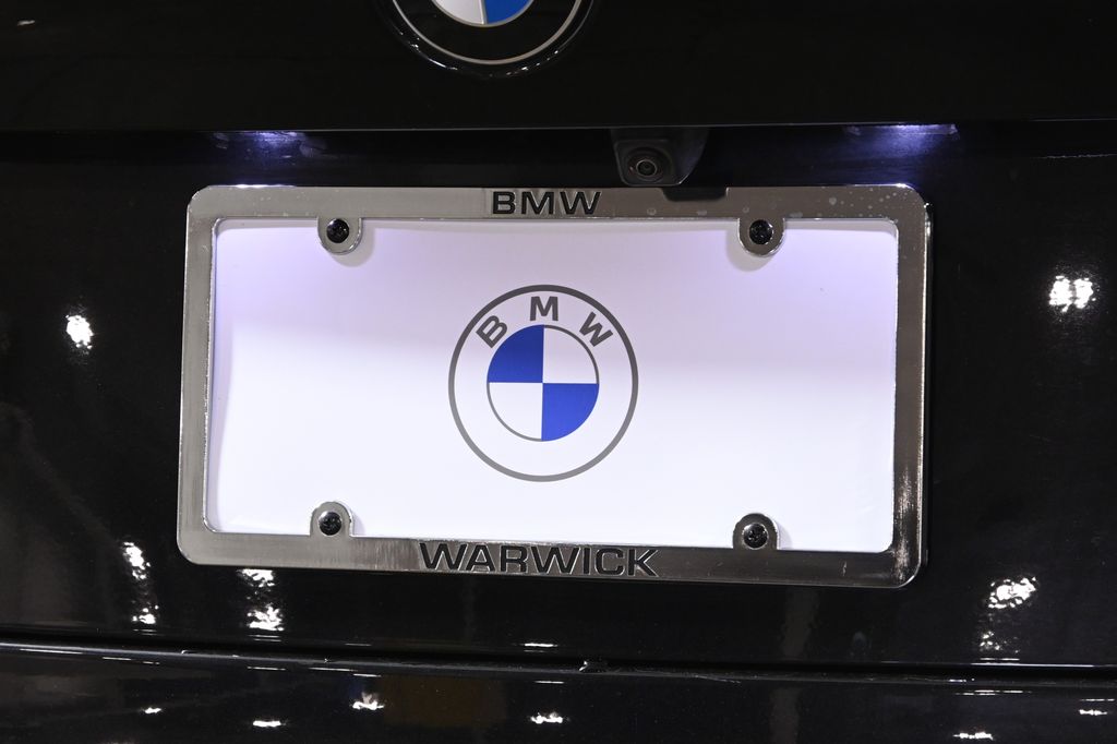 Thumbnail: 2023 BMW X5 - 14