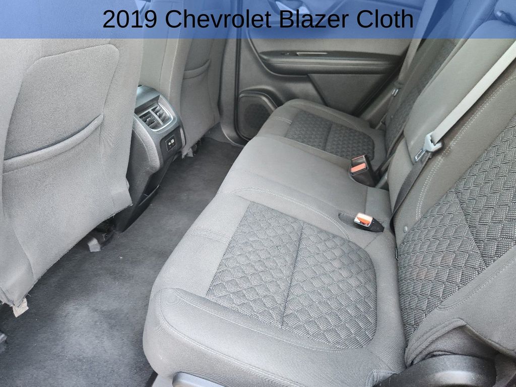 2019 Chevrolet Blazer Base 28