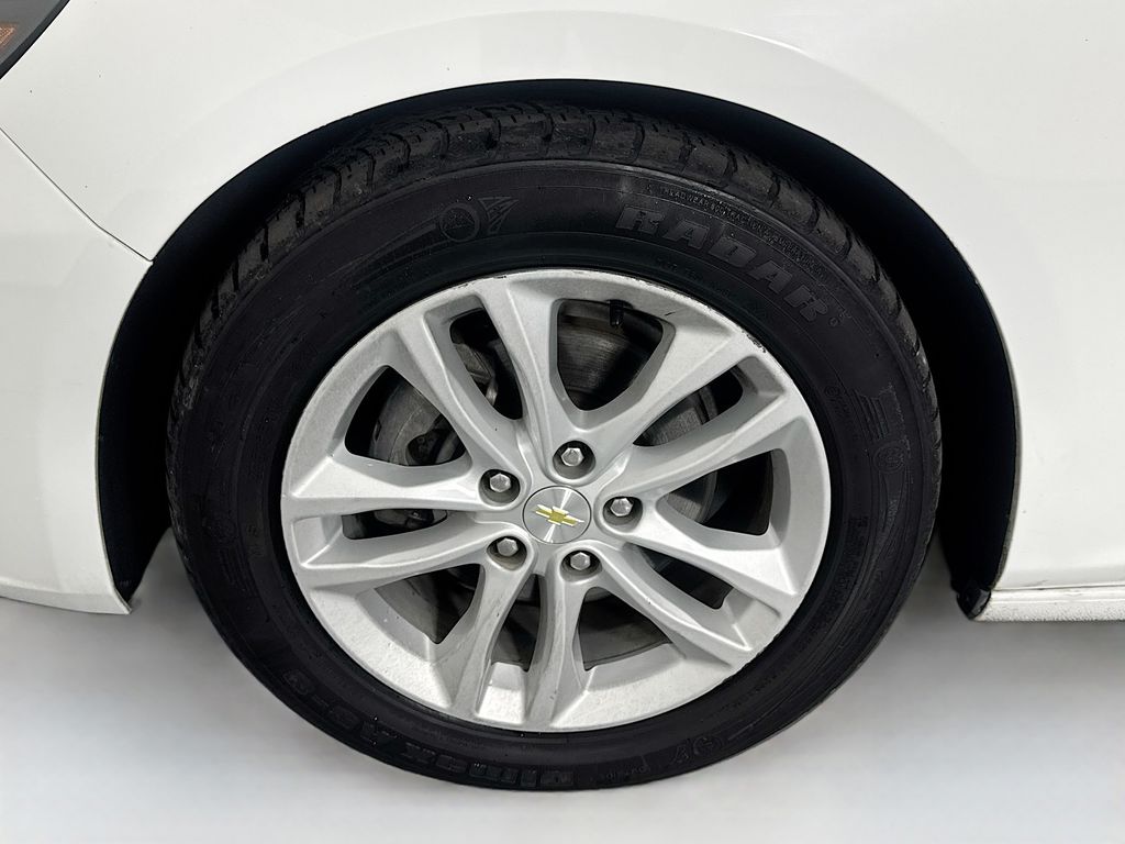 Used Car 2018 Chevrolet Malibu  Lt For Sale Under $12,000 In Austin, Texas