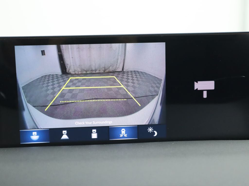 Thumbnail: 2025 Acura TLX - 17