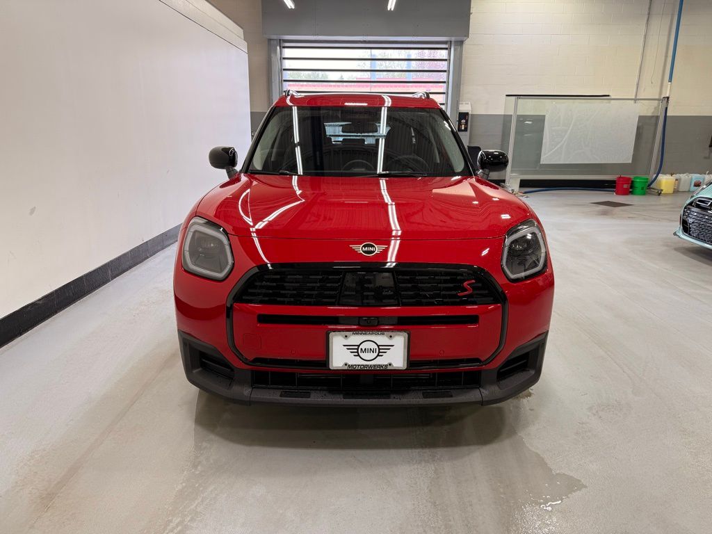 2025 MINI Cooper Countryman Iconic 8
