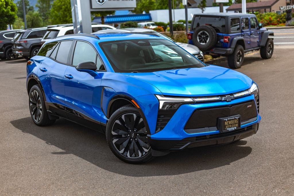 2024 Chevrolet Blazer EV RS thumbnail 2