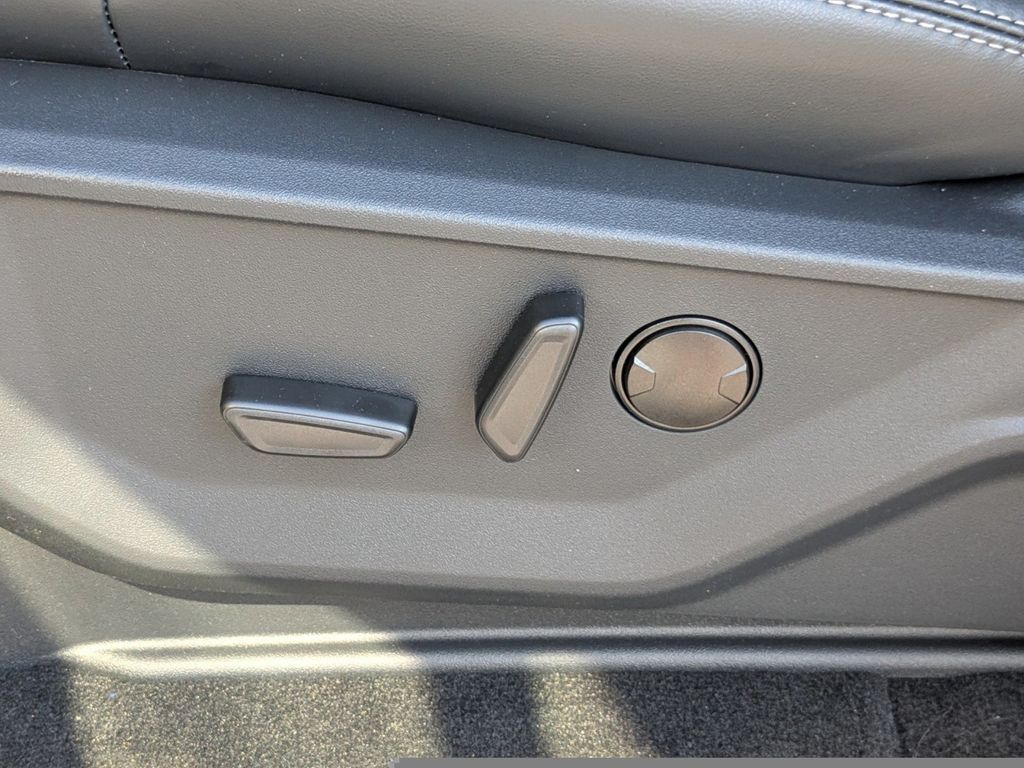 2025 Ford Expedition Platinum MAX