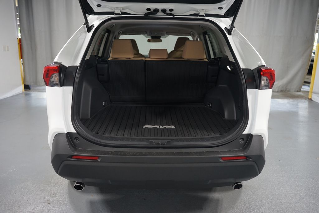 Thumbnail: 2025 Toyota RAV4 - 22