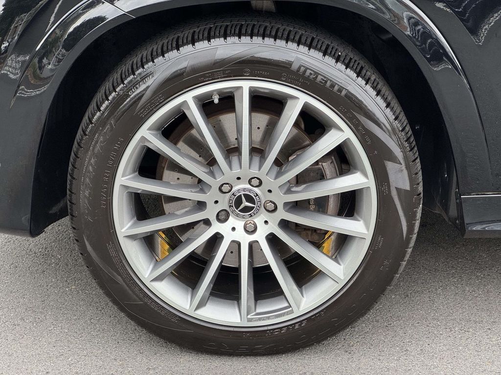 Thumbnail: 2024 Mercedes-Benz GLE - 18