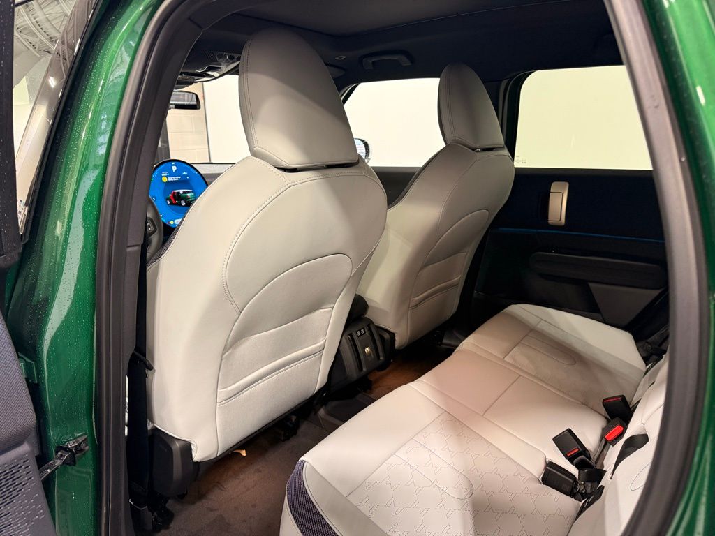 2025 MINI Cooper Countryman Iconic 20