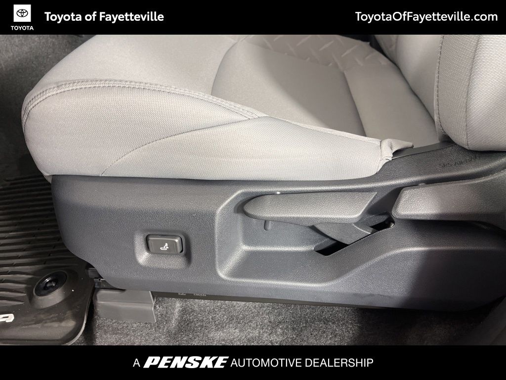 Thumbnail: 2025 Toyota Tacoma - 21