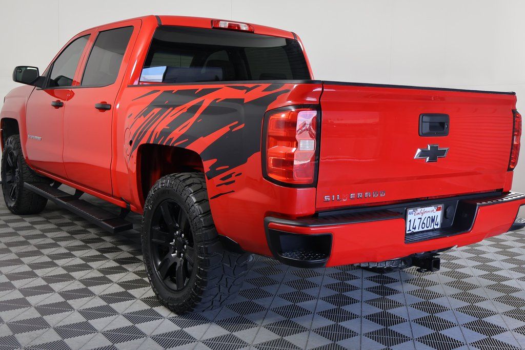 Thumbnail: 2018 Chevrolet Silverado 1500 - 6