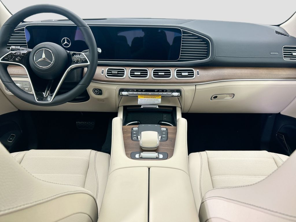 Thumbnail: 2026 Mercedes-Benz GLE - 13