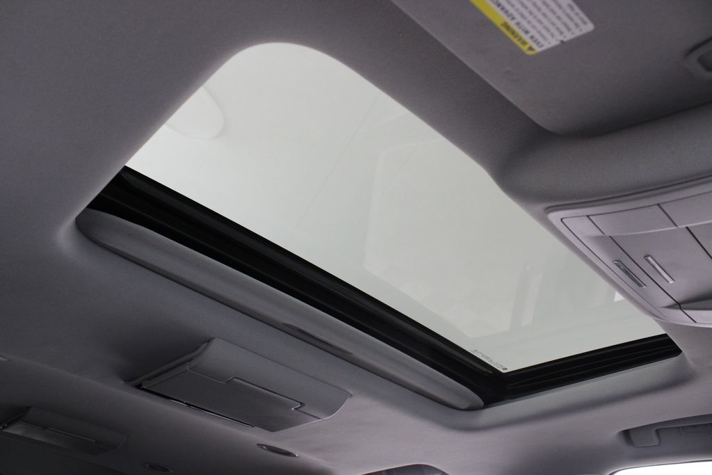 Used 2018 Chevrolet Suburban for sale in 