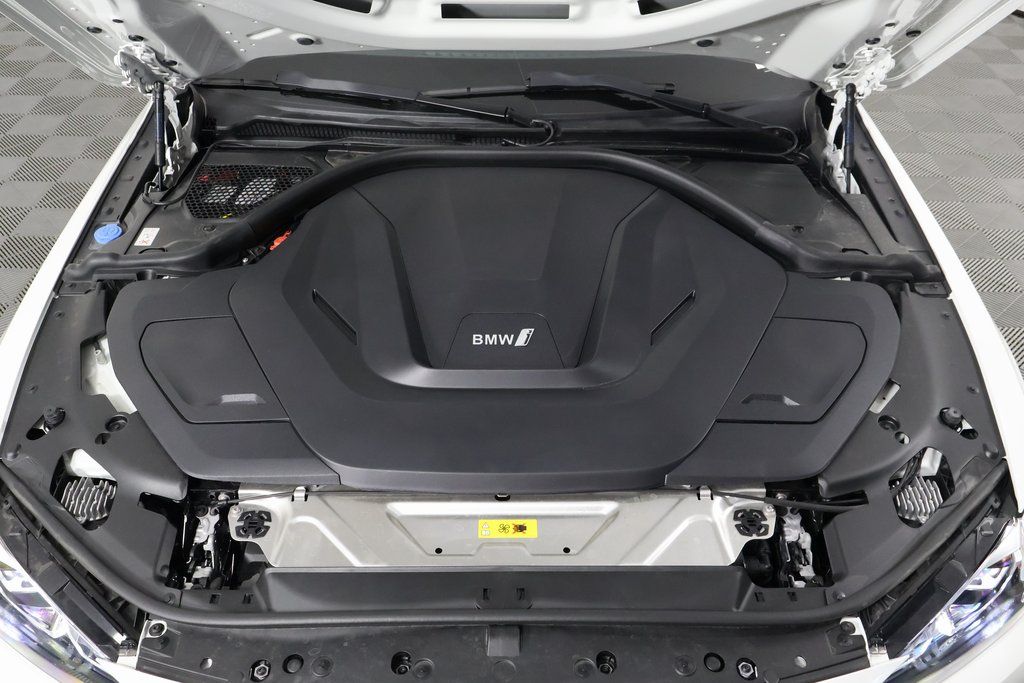 2023 BMW i4 eDrive40 15