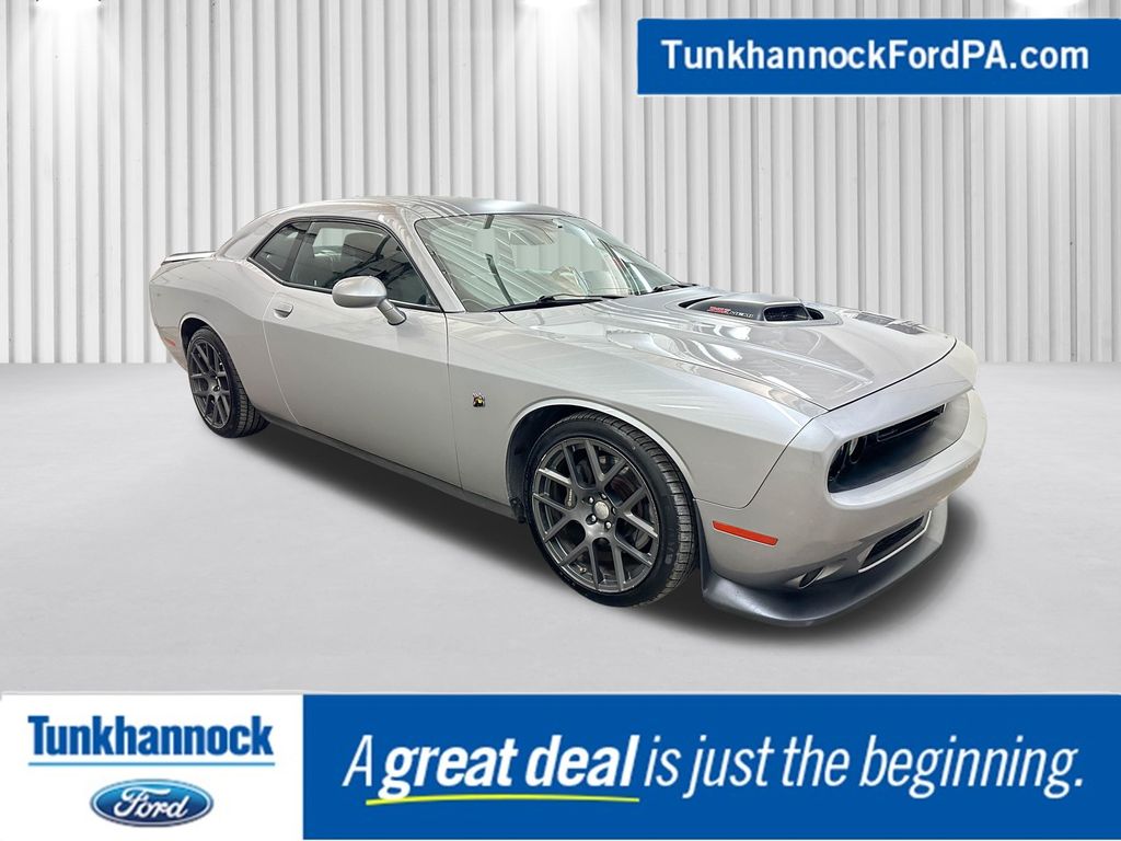 2016 Dodge Challenger R/T Scat Pack RWD