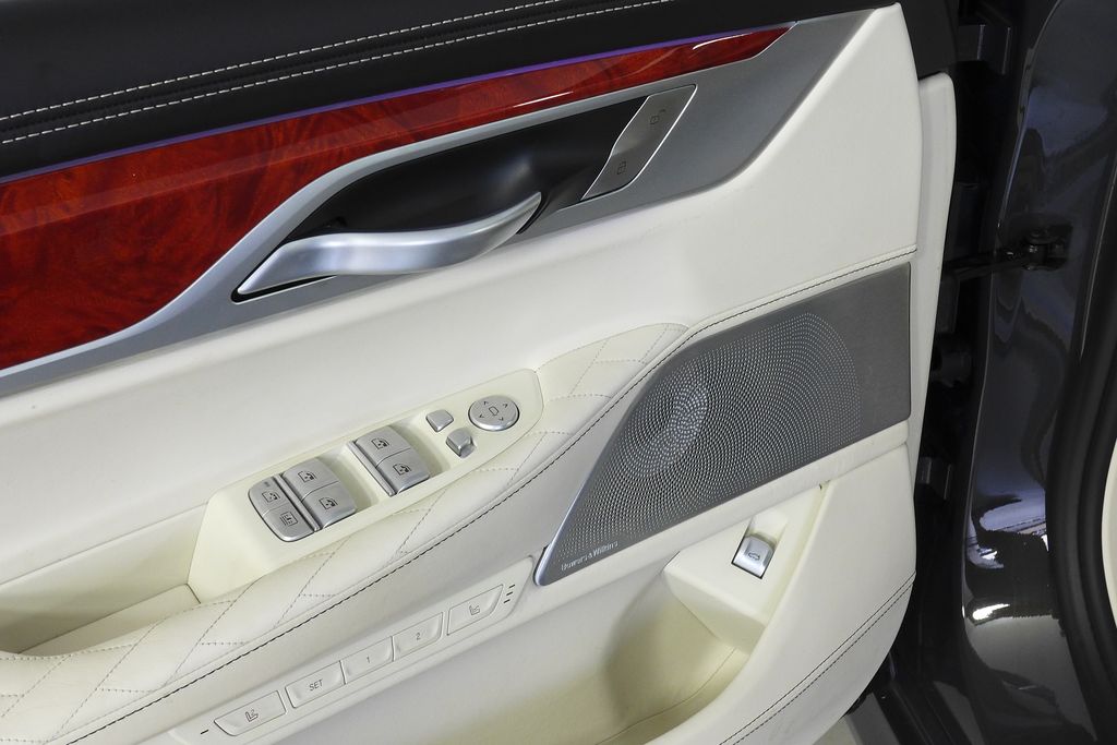 Thumbnail: 2021 BMW 7 Series - 12