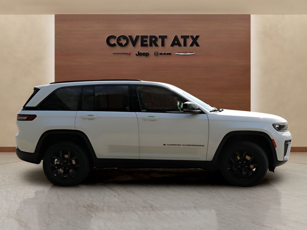 New 2026 White Jeep Altitude image 6