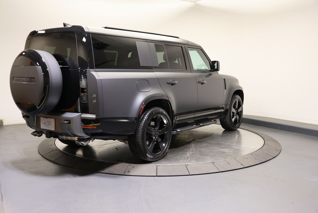 Thumbnail: 2026 Land Rover Defender - 5