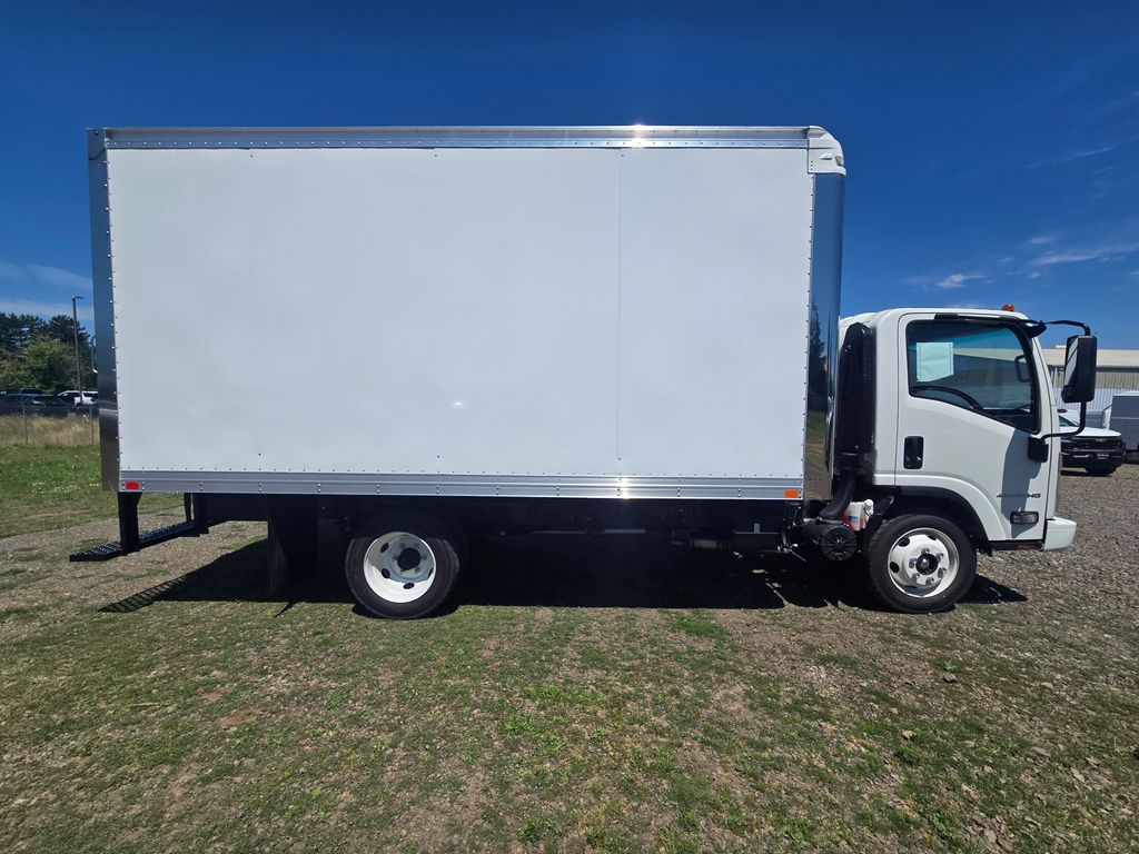2024 Chevrolet Silverado 4500HD photo 4