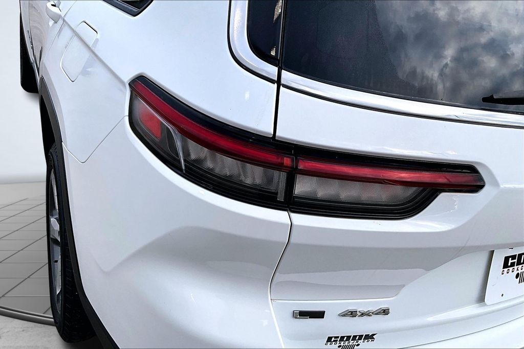 2022 Jeep Grand Cherokee L Limited White at Traditions Chevrolet