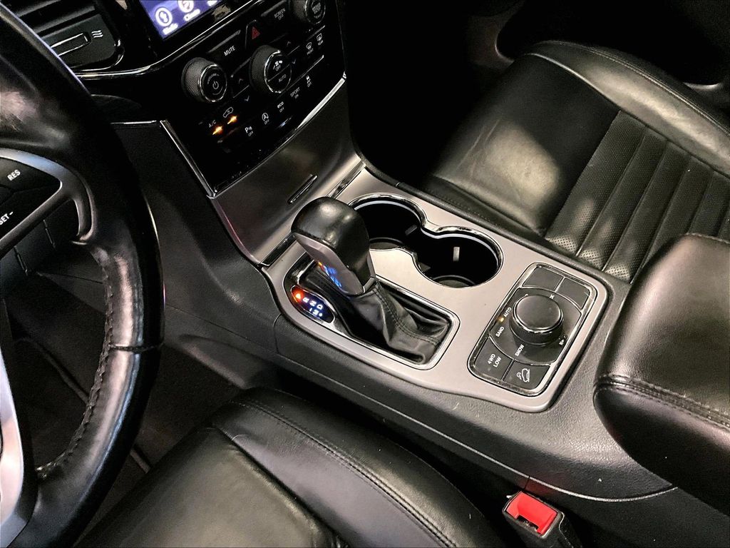 2020 Jeep Grand Cherokee — photo 21