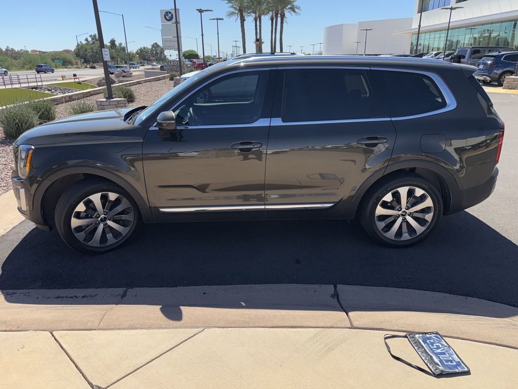 Thumbnail: 2022 Kia Telluride - 3