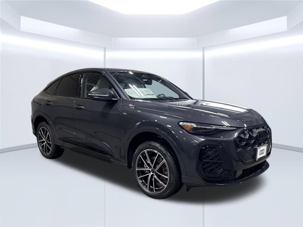 Thumbnail: 2026 Audi Q5 - 7