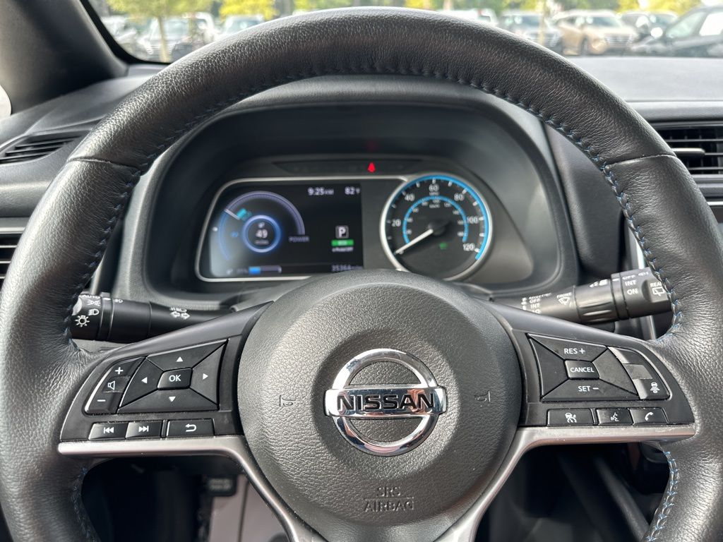 2021 Nissan Leaf SV 34