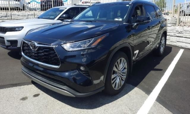 Midnight Black Metallic 2023 Toyota Highlander SUV / Crossover All-Wheel Drive 8-Speed Automatic