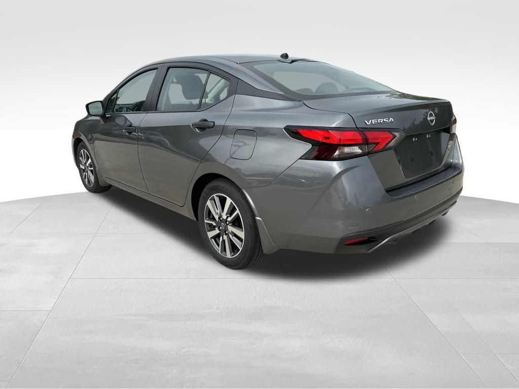2024 Gun Metallic Nissan Versa 1.6 S FWD Sedan