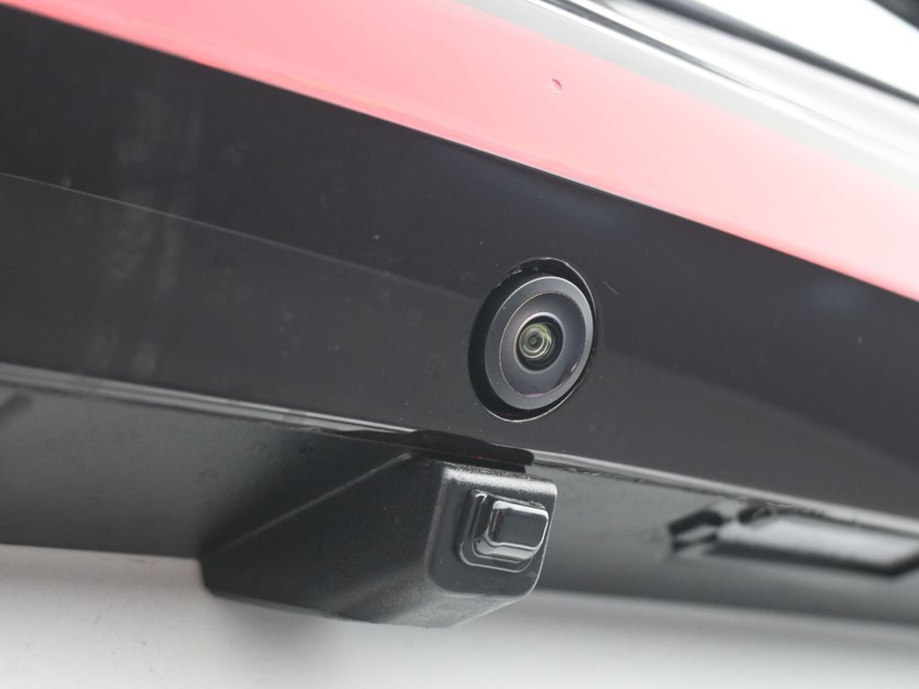 New 2026 Bright White Clearcoat Chrysler Pinnacle image 43