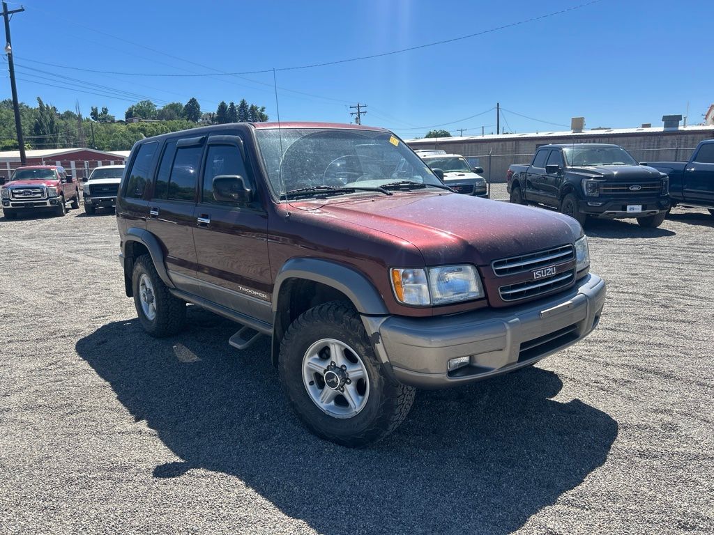Foxfire Red Mica 2000 Isuzu Trooper 4 Dr S 4WD SUV SUV / Crossover Four-Wheel Drive 4-Speed Automatic