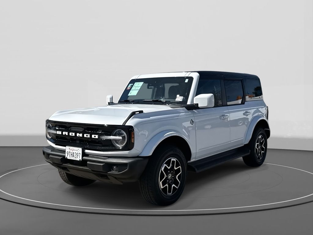 2025 Ford Bronco Outer Banks 4-Door 4WD