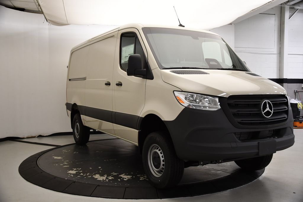 2025 Mercedes-Benz Sprinter 2500 4