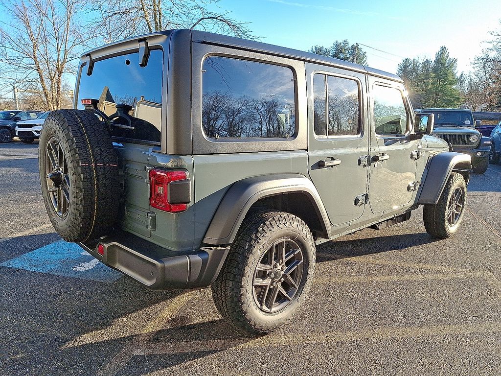 New 2026 Jeep Wrangler SUV