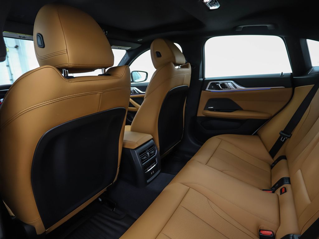 Thumbnail: 2026 BMW i4 - 21