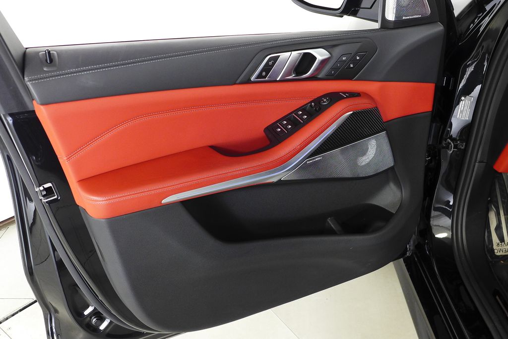 Thumbnail: 2024 BMW X5 - 11