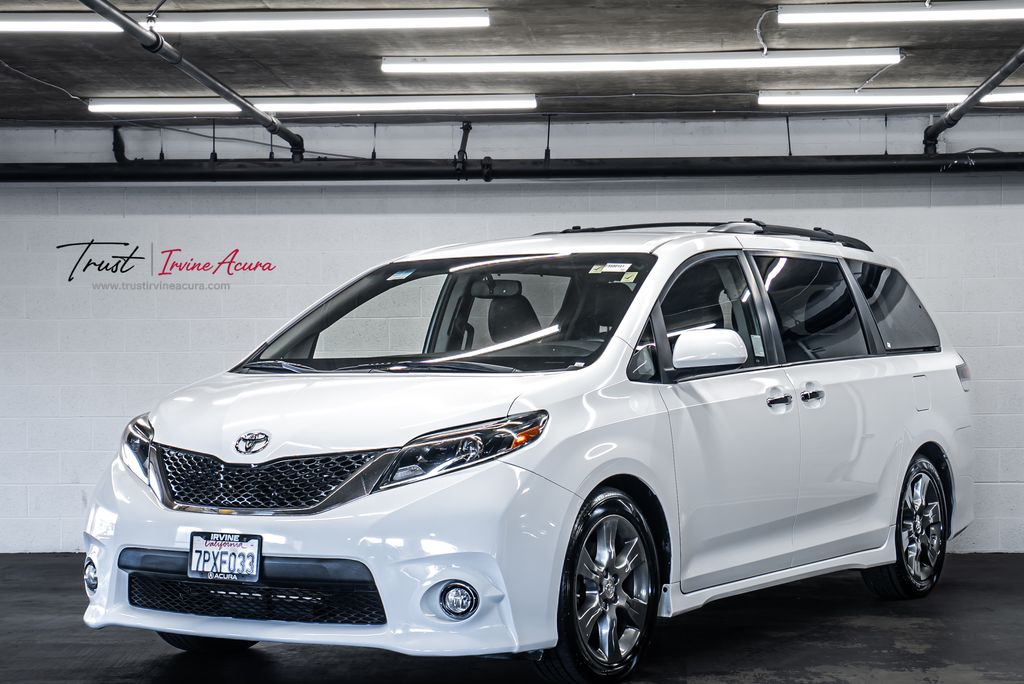 2015 Toyota Sienna SE