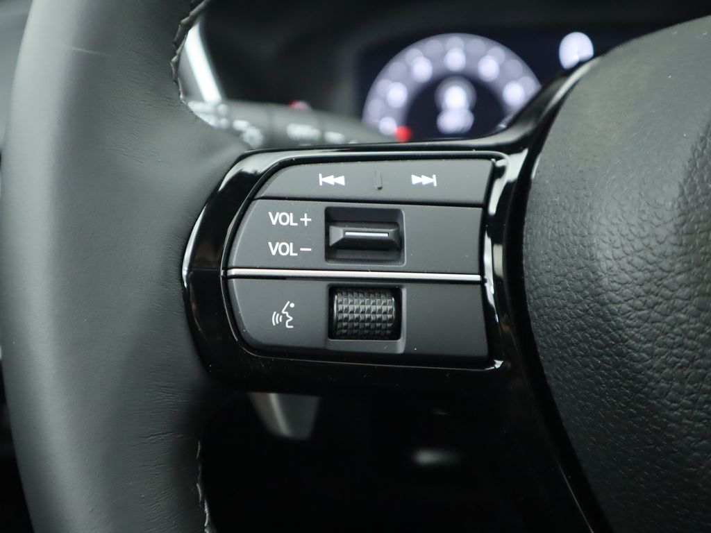 Thumbnail: 2025 Acura Integra - 13