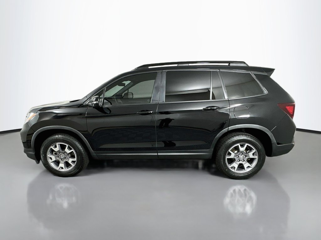 Thumbnail: 2023 Honda Passport - 8
