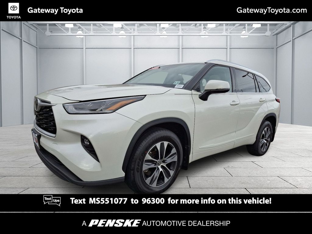 2021 Toyota Highlander XLE -
                Toms River, NJ