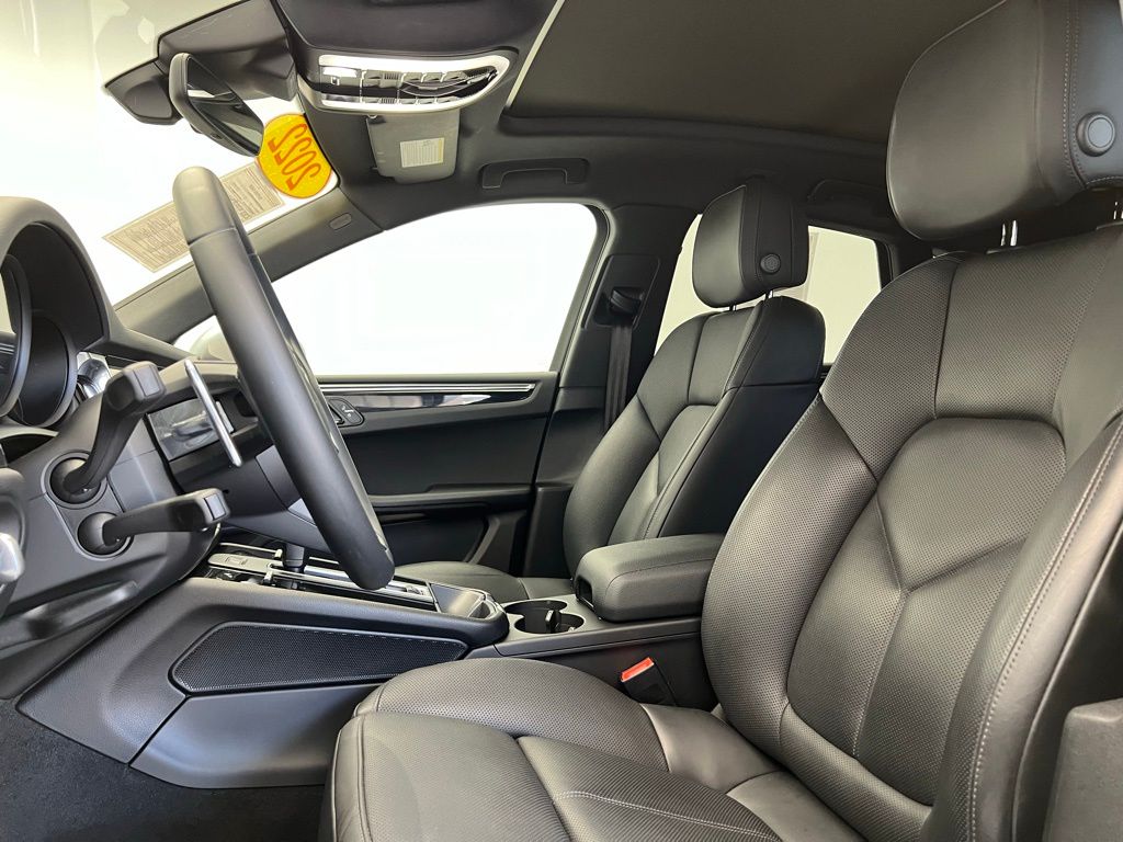2022 Porsche Macan  5