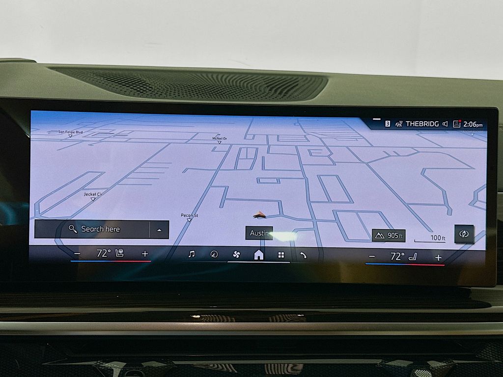 Thumbnail: 2026 BMW X7 - 12