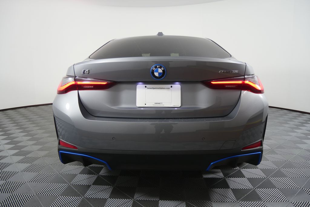 Thumbnail: 2023 BMW i4 - 4
