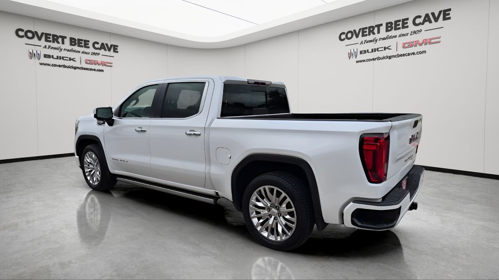 Used 2019 White GMC Denali image 7
