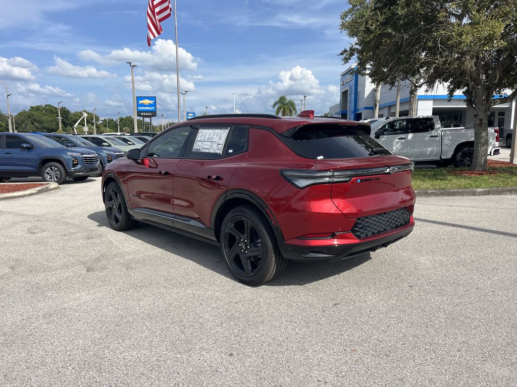 new 2025 Chevrolet Equinox EV car, priced at $42,195