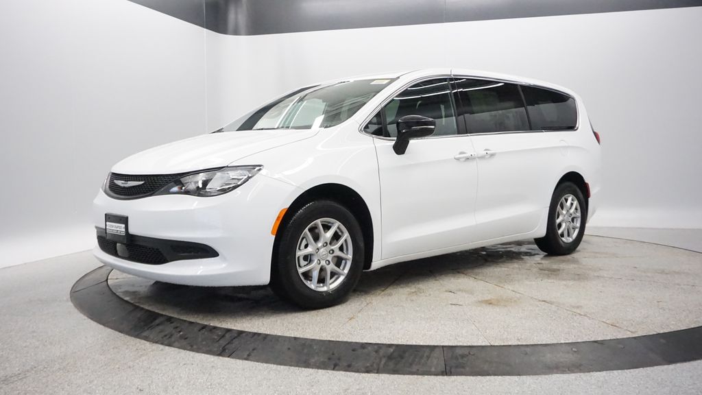 View vehicle photo 2