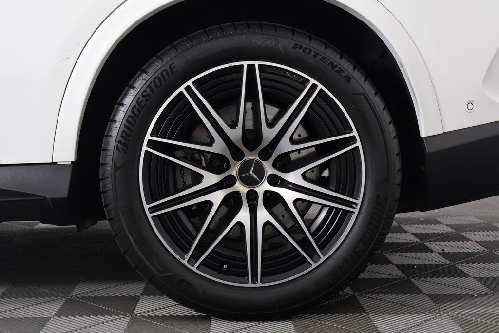 Thumbnail: 2025 Mercedes-Benz GLC - 15