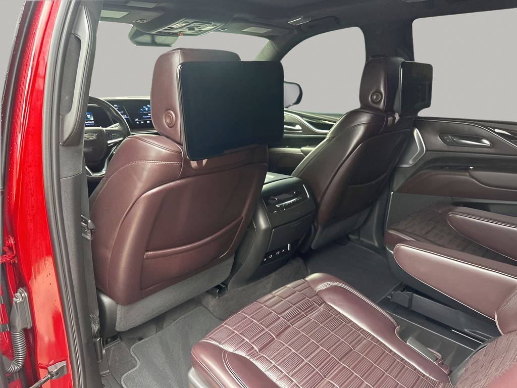 Used 2022 Red Cadillac Sport Platinum image 18