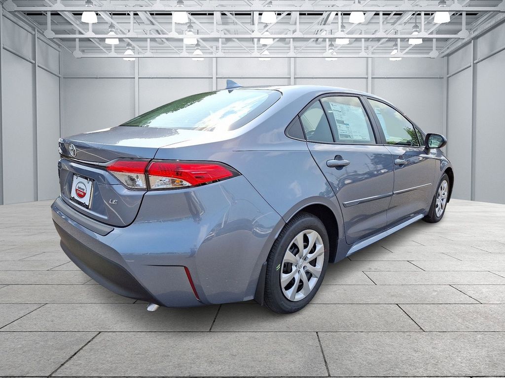 Thumbnail: 2025 Toyota Corolla - 3