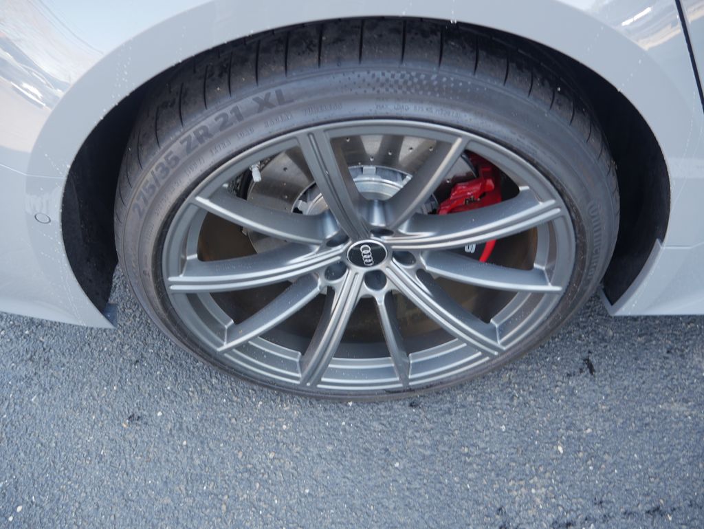 Thumbnail: 2026 Audi RS 7 - 9