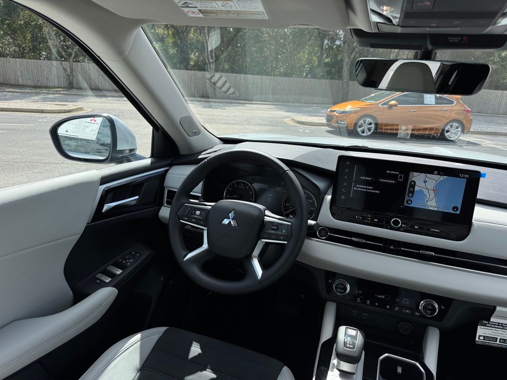 New 2025 Mitsubishi Outlander SUV